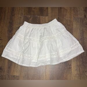 H&M Girl’s White Tiered Lace Skirt